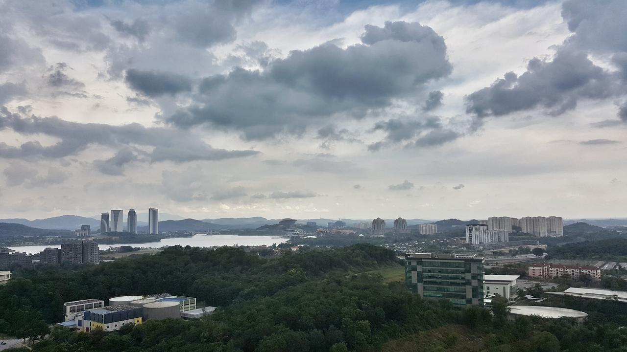 1-2 Guests, Hbo-Go Tv, Bali-Style Studio In Cybersquare, Cyberjaya By Flexihome-My 外观 照片
